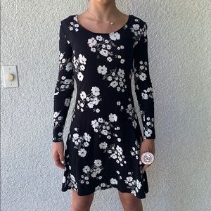 Kohl’s Black Floral Dress